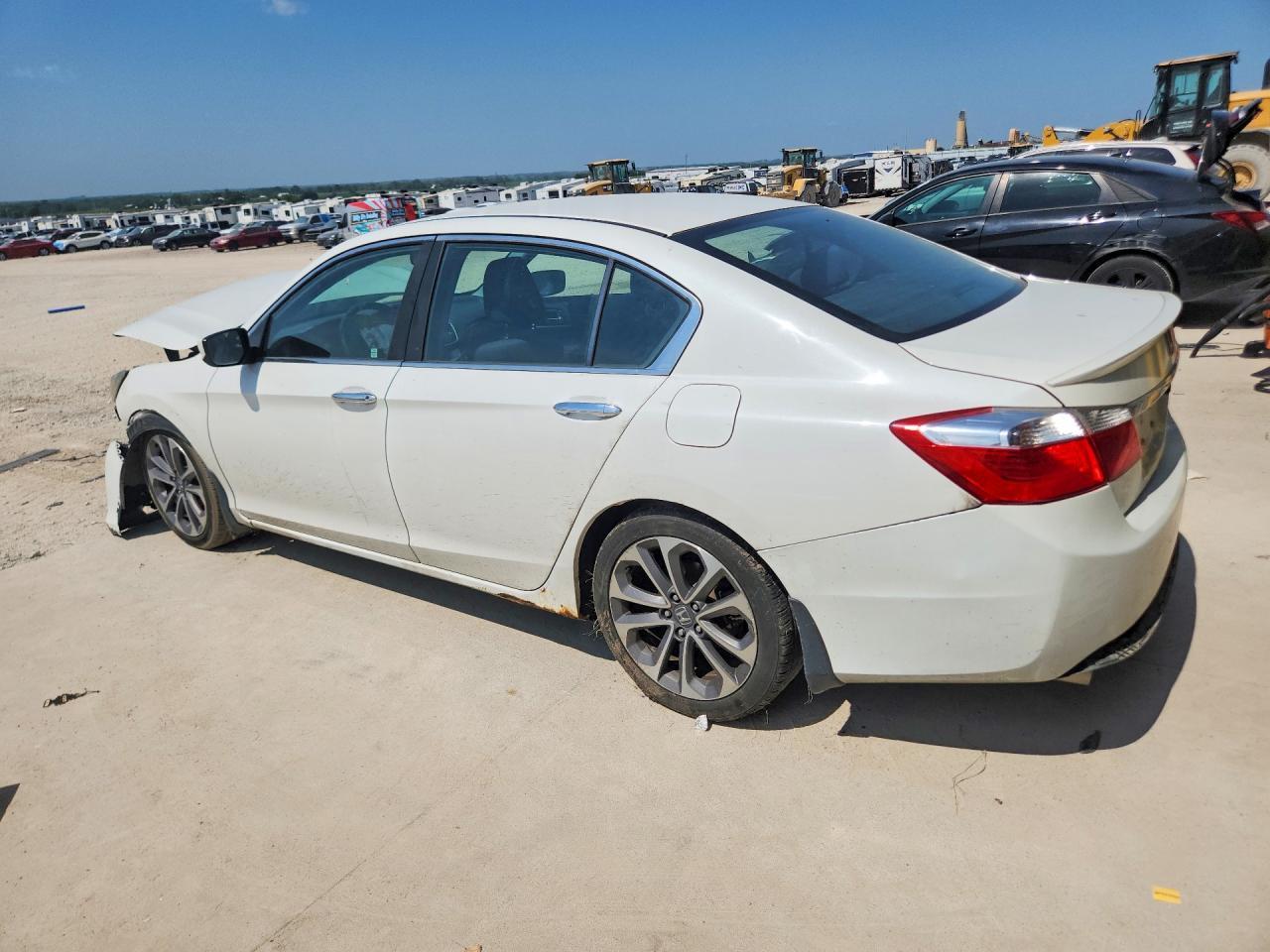 2014 Honda Accord Sport - Image 2