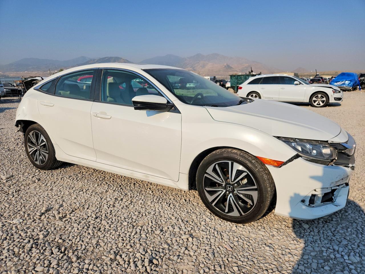 2017 Honda Civic Ex - Image 4