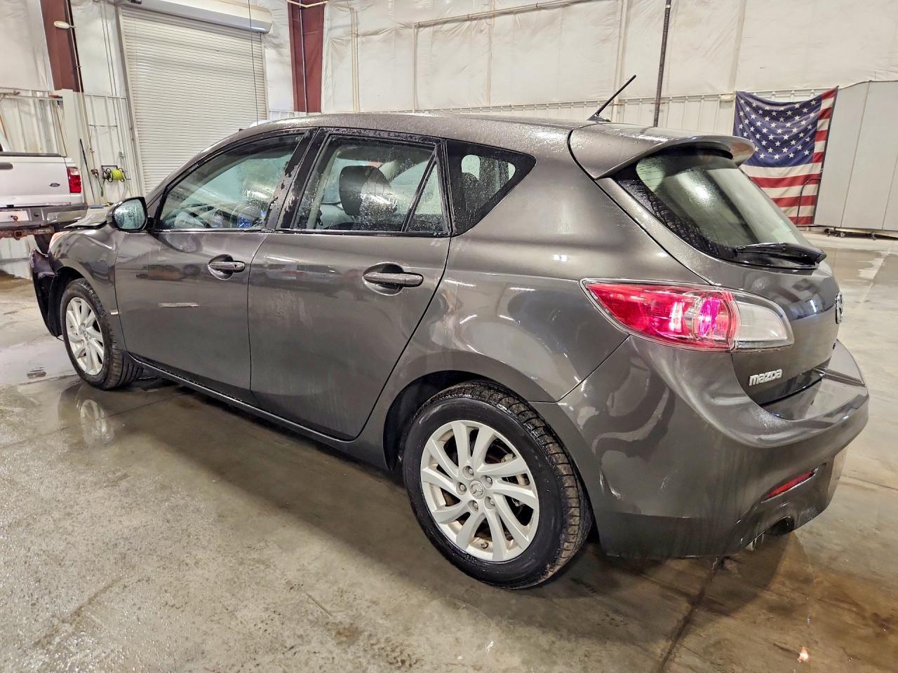 2012 Mazda 3 I - Image 2