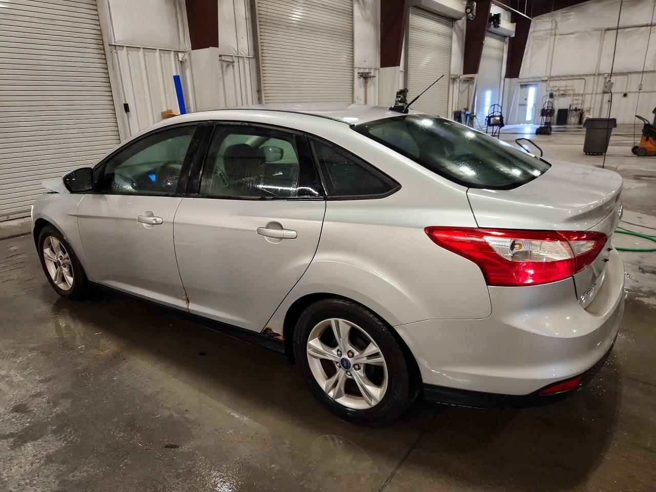 2014 Ford Focus Se - Image 2
