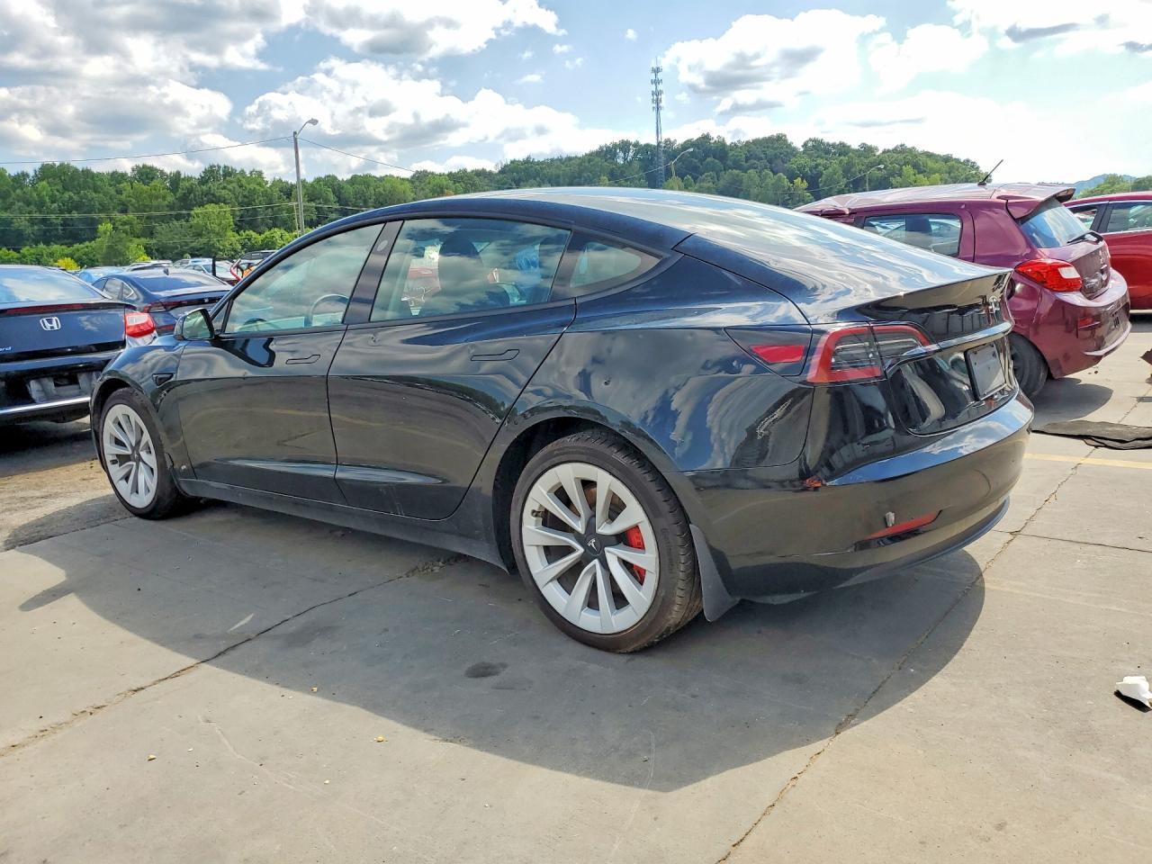 2023 Tesla Model 3 - Image 2
