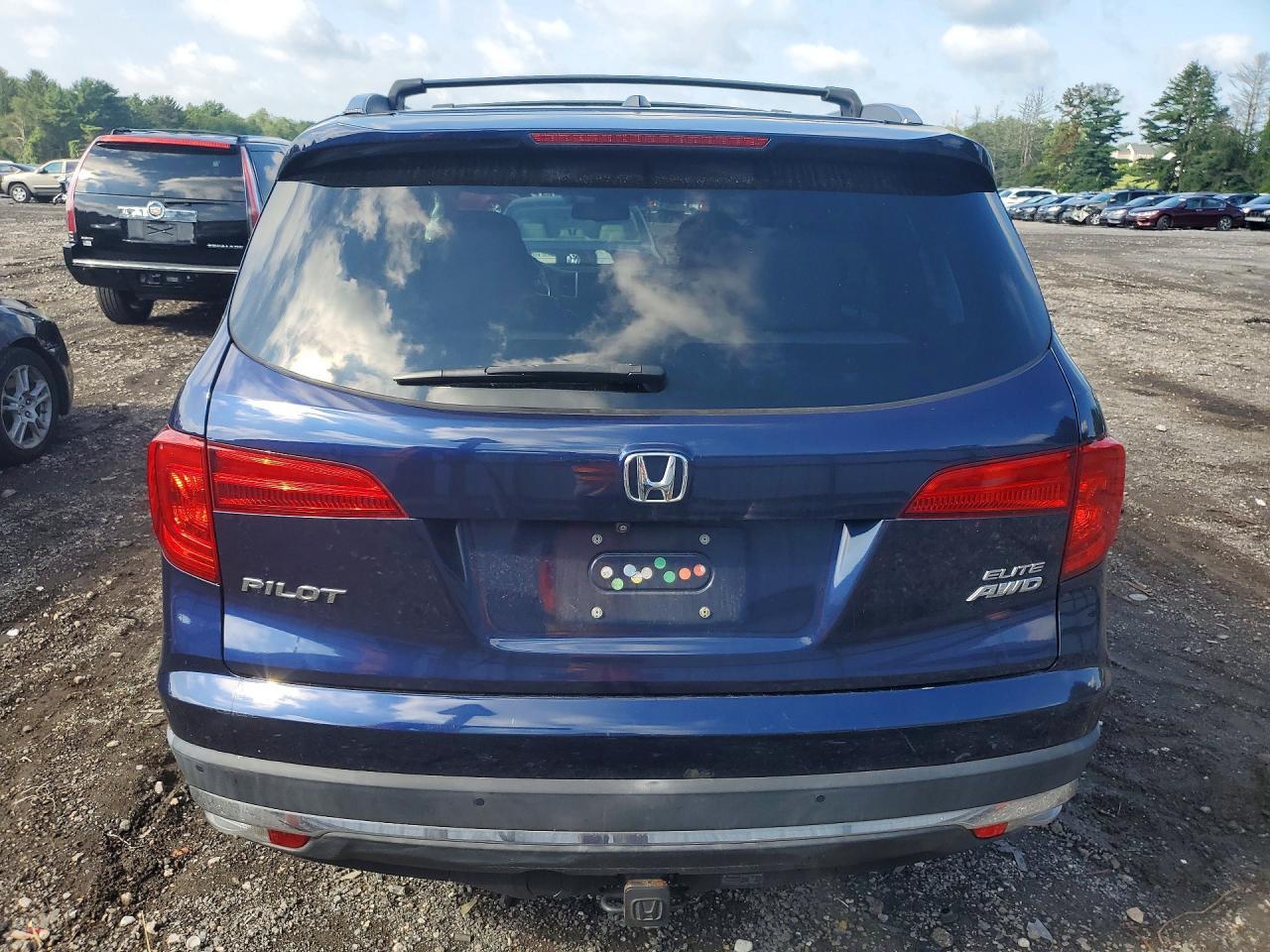 2016 Honda Pilot Elite - Фото 6