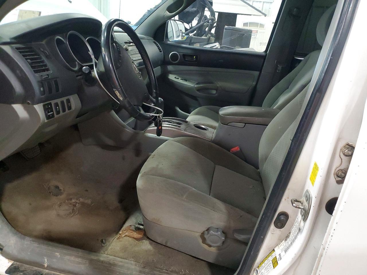 2010 Toyota Tacoma V6 - Фото 7
