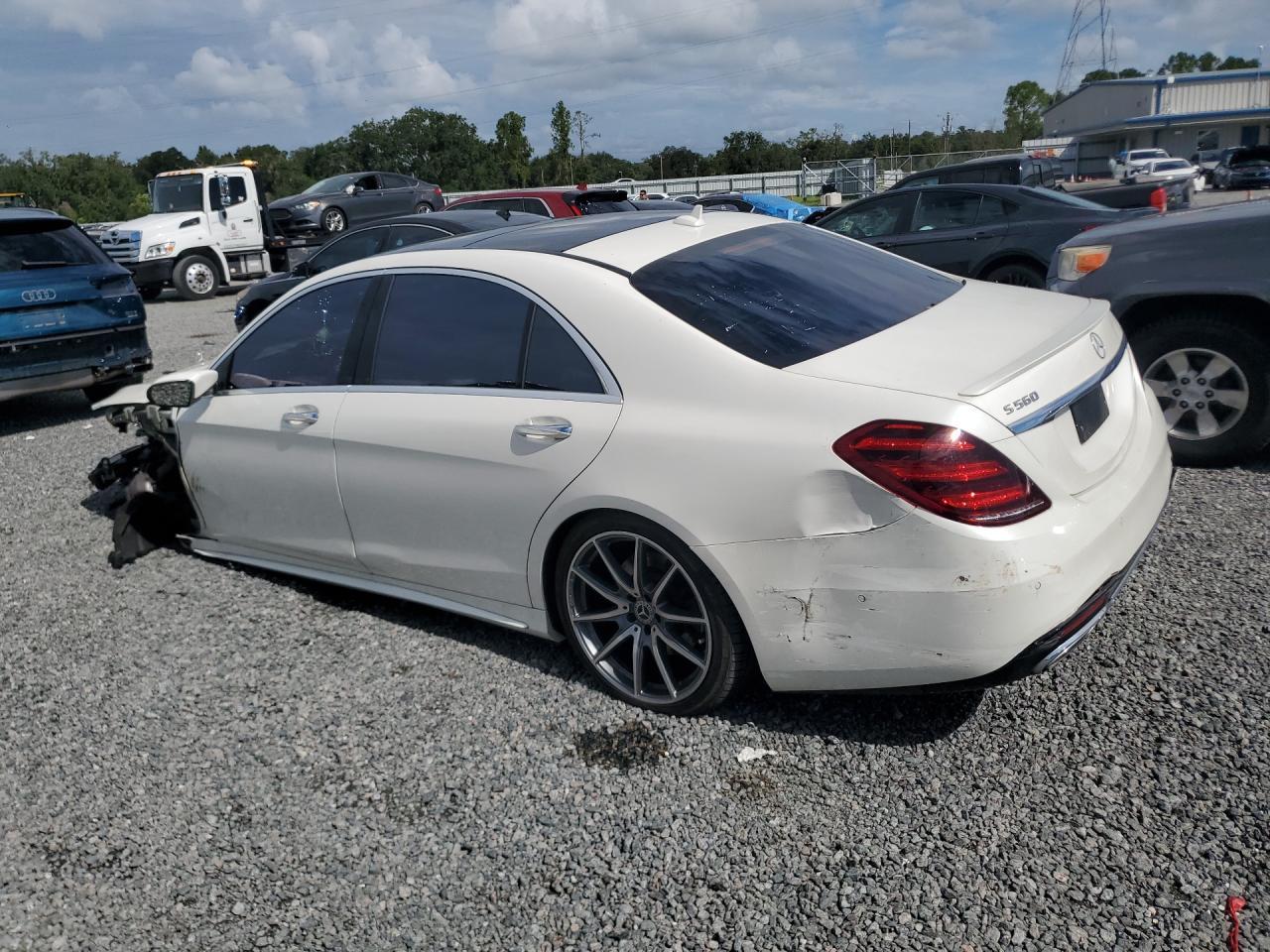 2020 Mercedes-Benz S 560 - Фото 2