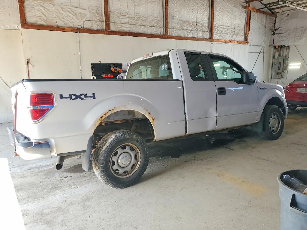 2014 Ford F150 Super Cab - Фото 3