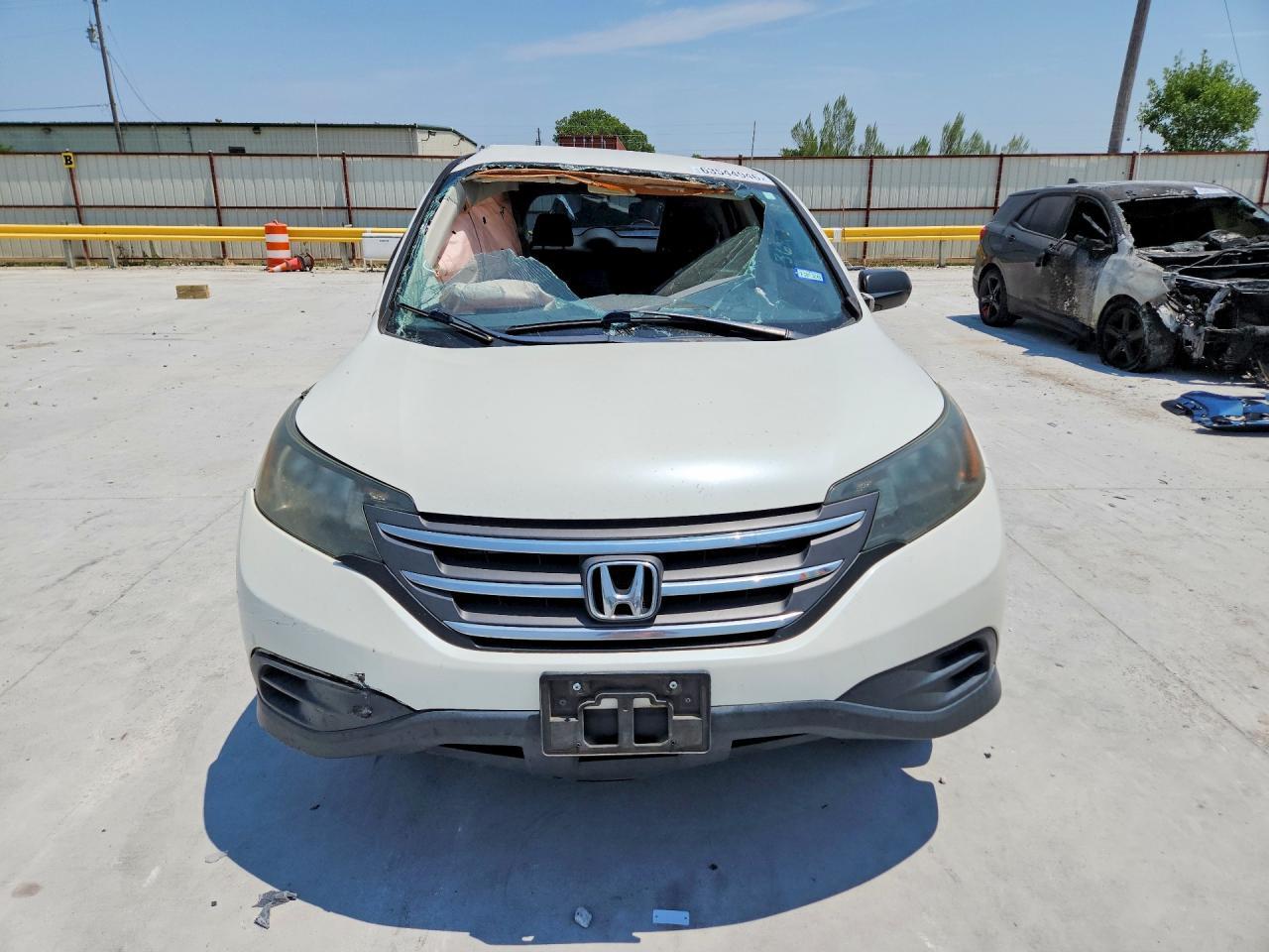 2014 Honda Cr-V Lx - Image 5