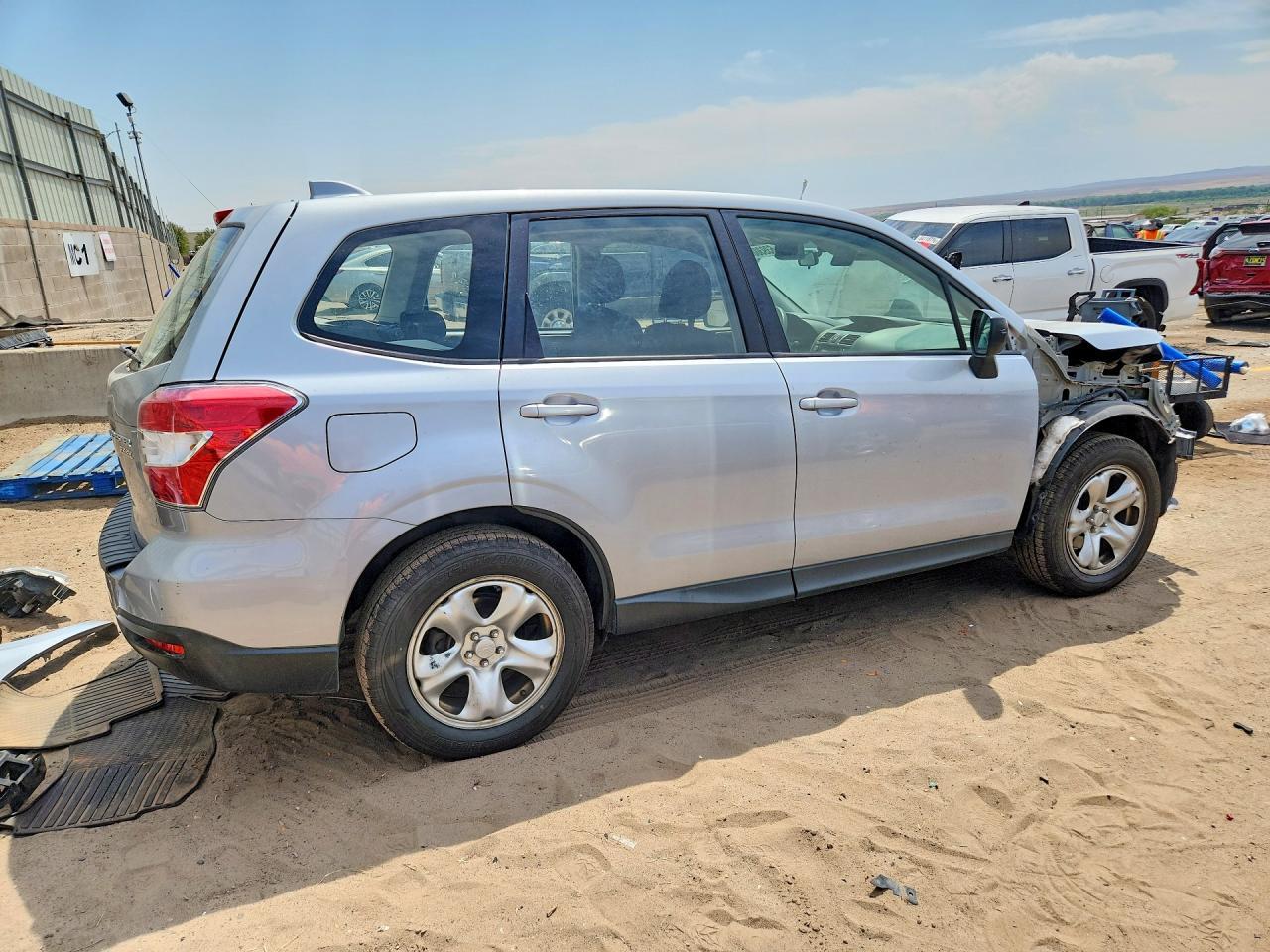 2016 Subaru Forester 2.5I - Image 3