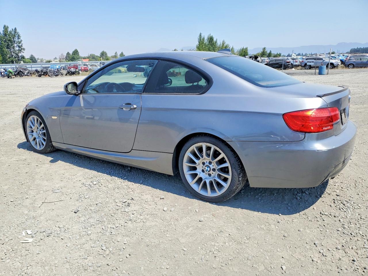 2012 BMW 328 I Sulev - Image 2