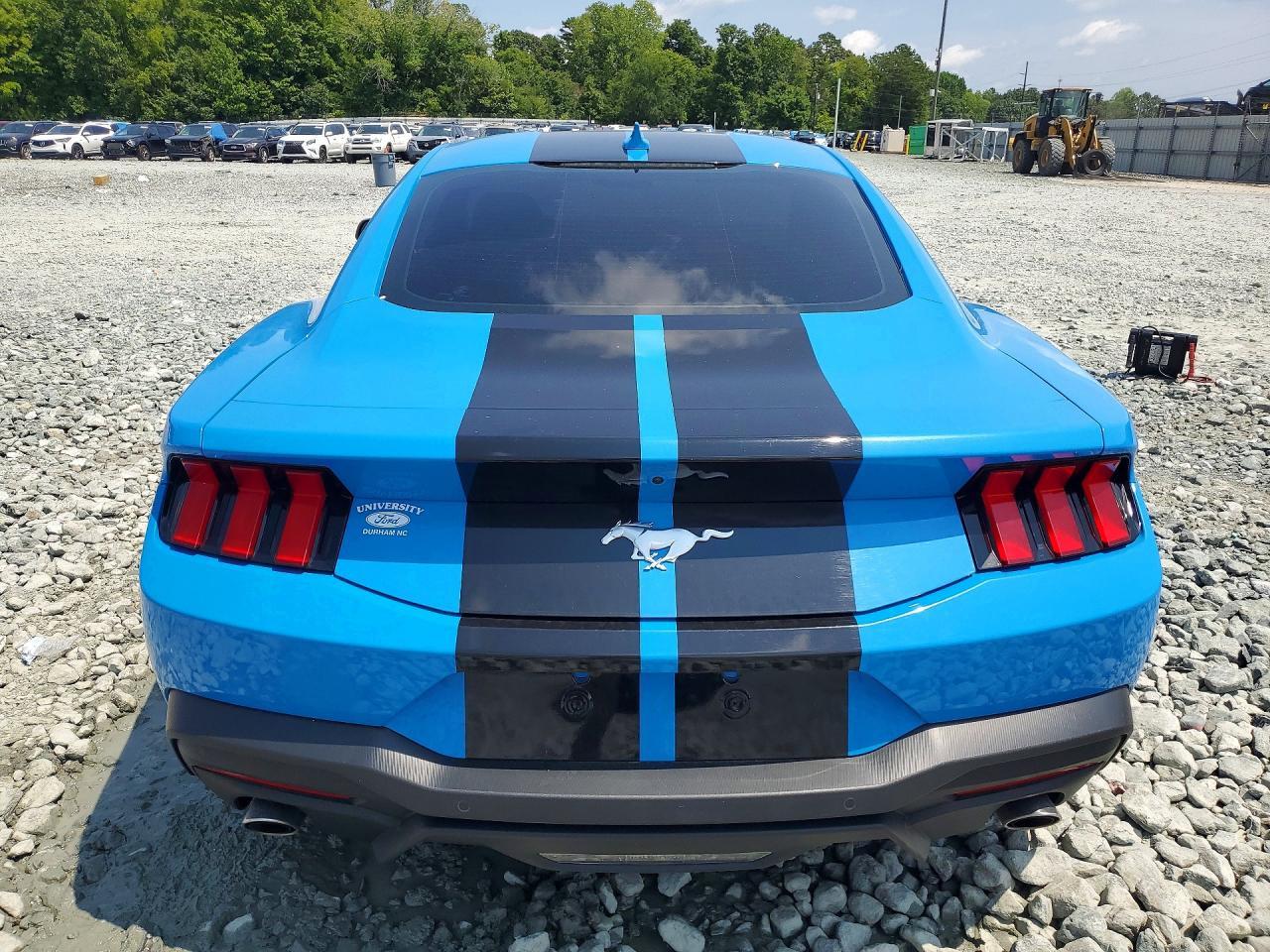 2024 Ford Mustang - Image 6