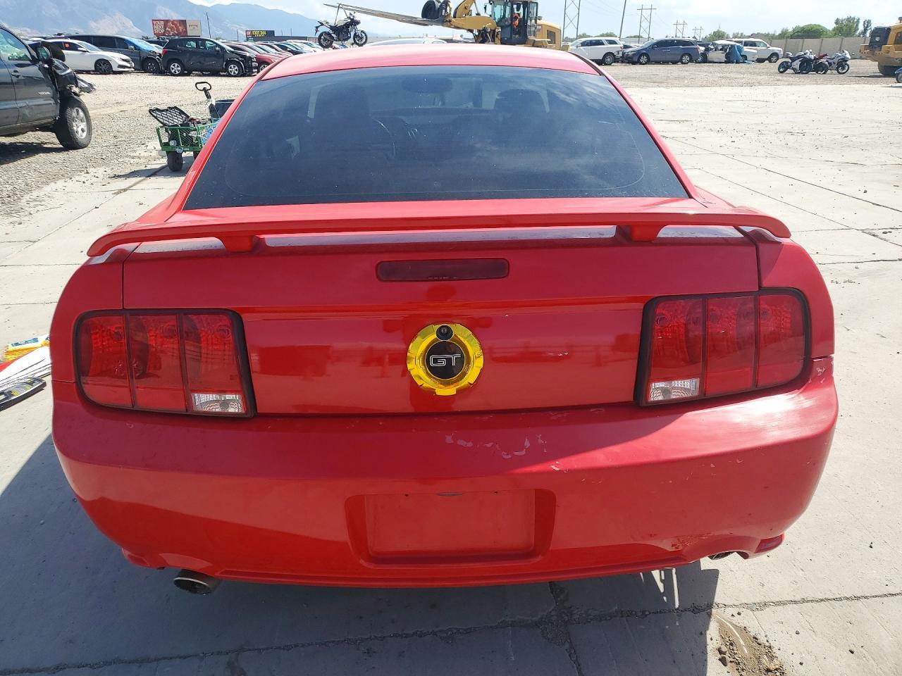 2005 Ford Mustang Gt - Фото 6