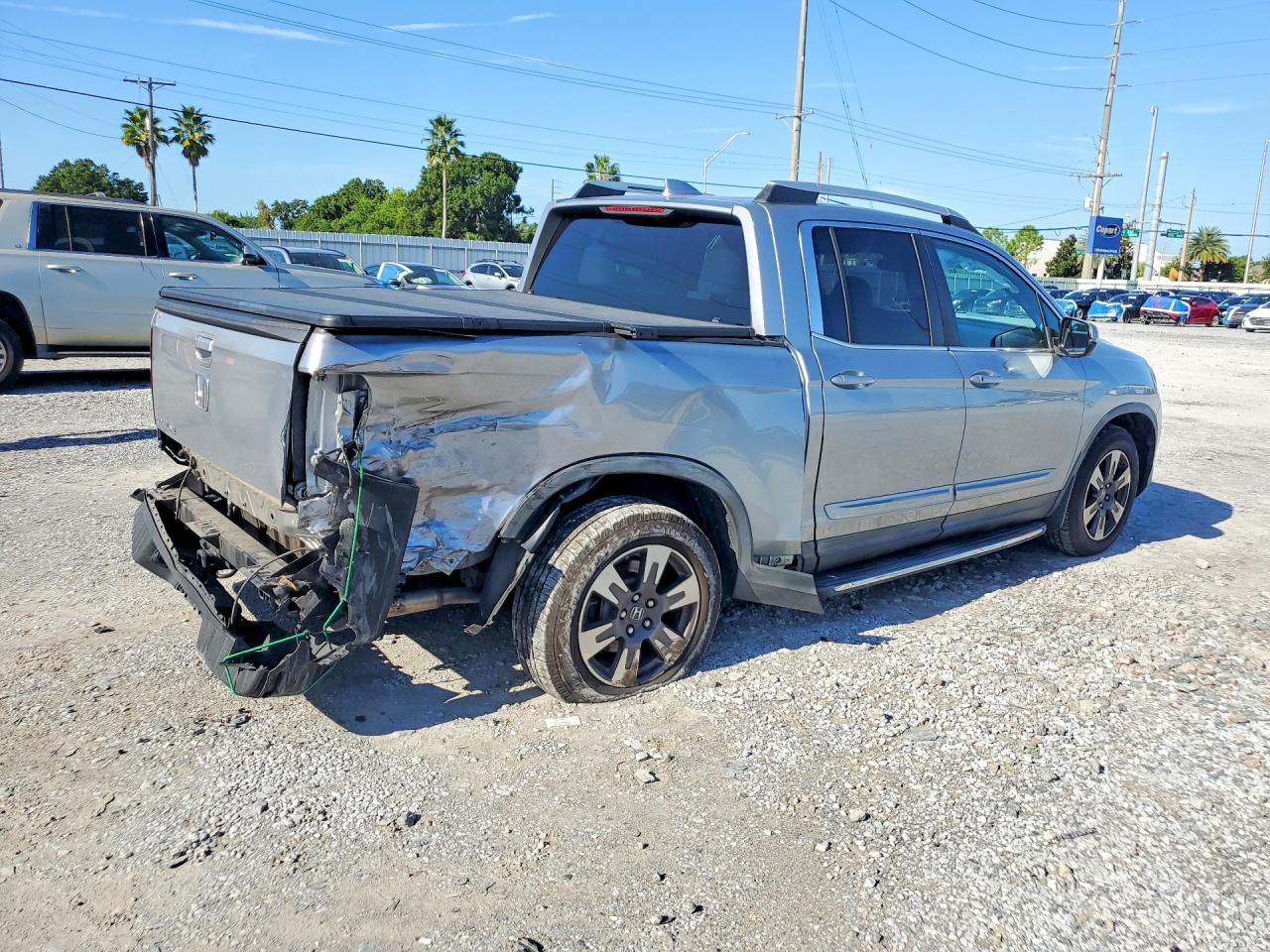 2017 Honda Ridgeline Rtl - Фото 3