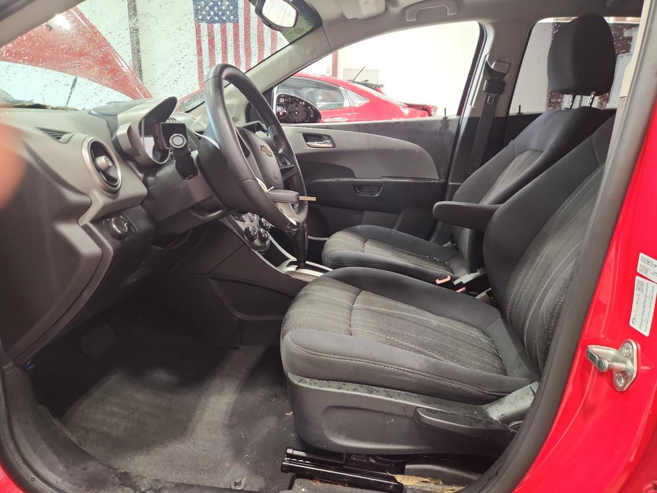 2014 Chevrolet Sonic Lt - Image 7