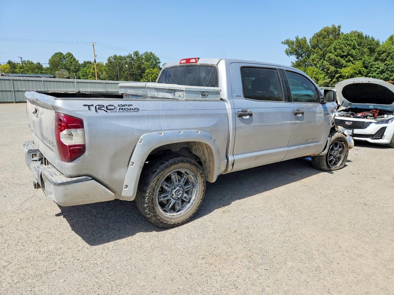 2015 Toyota Tundra Sr5 - Фото 3