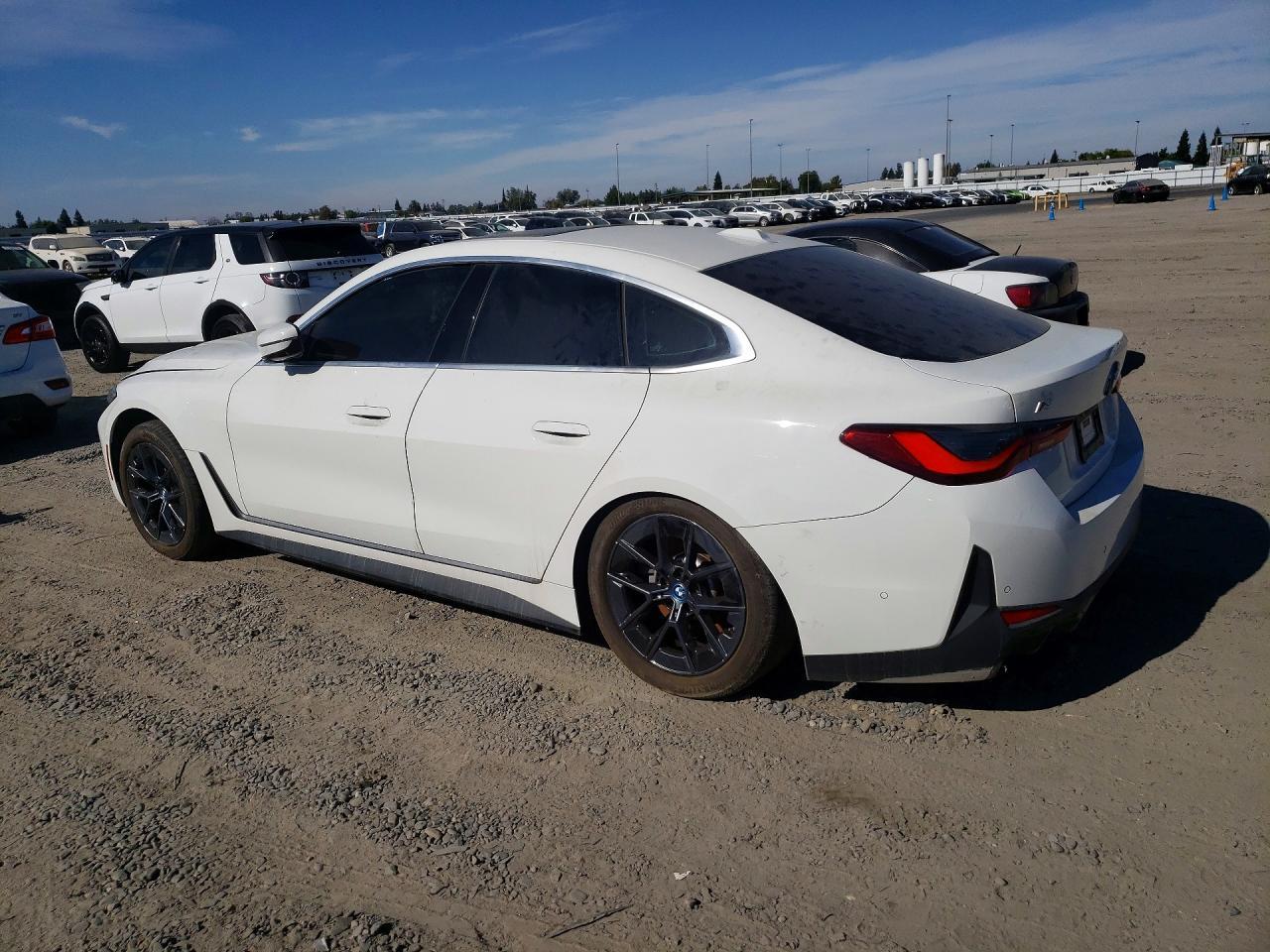 2024 BMW I4 Edrive 35 - Фото 2