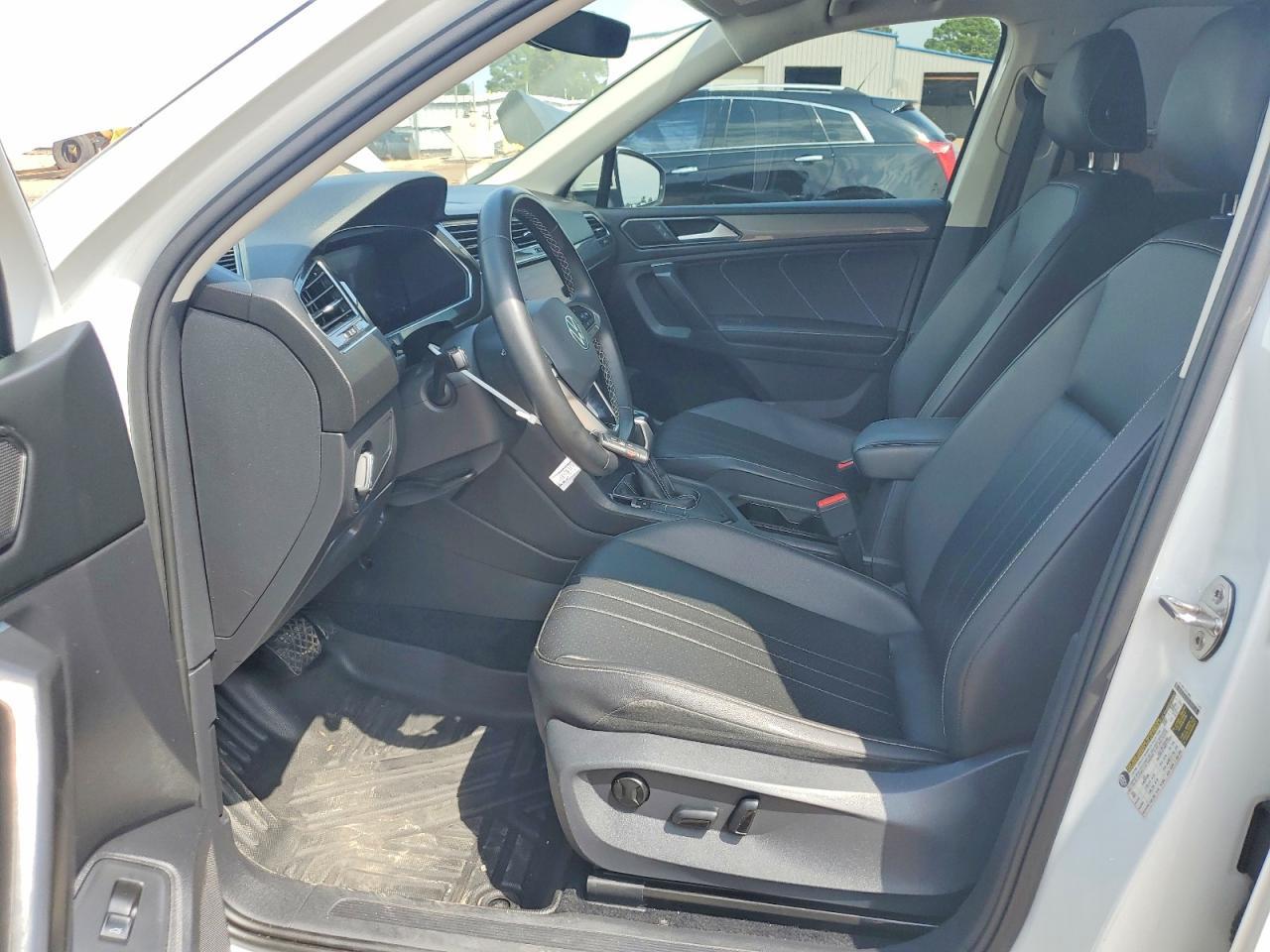 2022 Volkswagen Tiguan Se - Фото 7