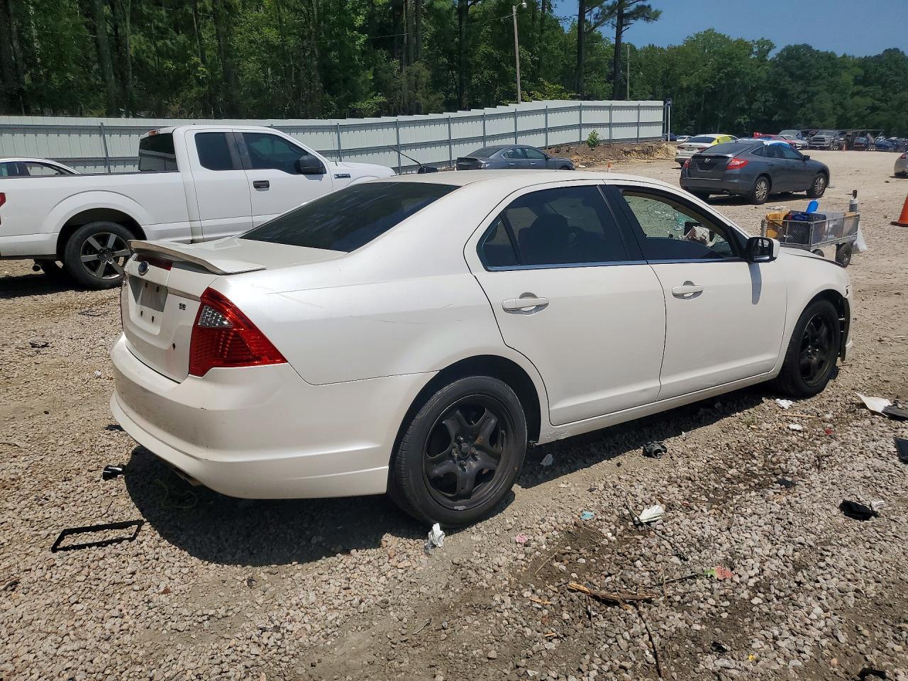 2010 Ford Fusion Se - Image 3