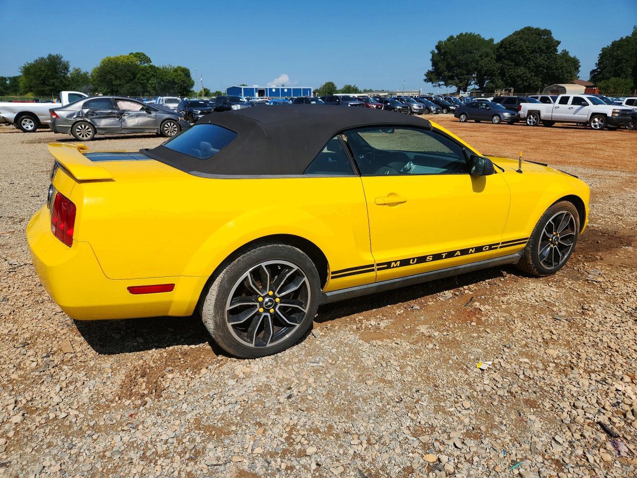 2006 Ford Mustang - Фото 3