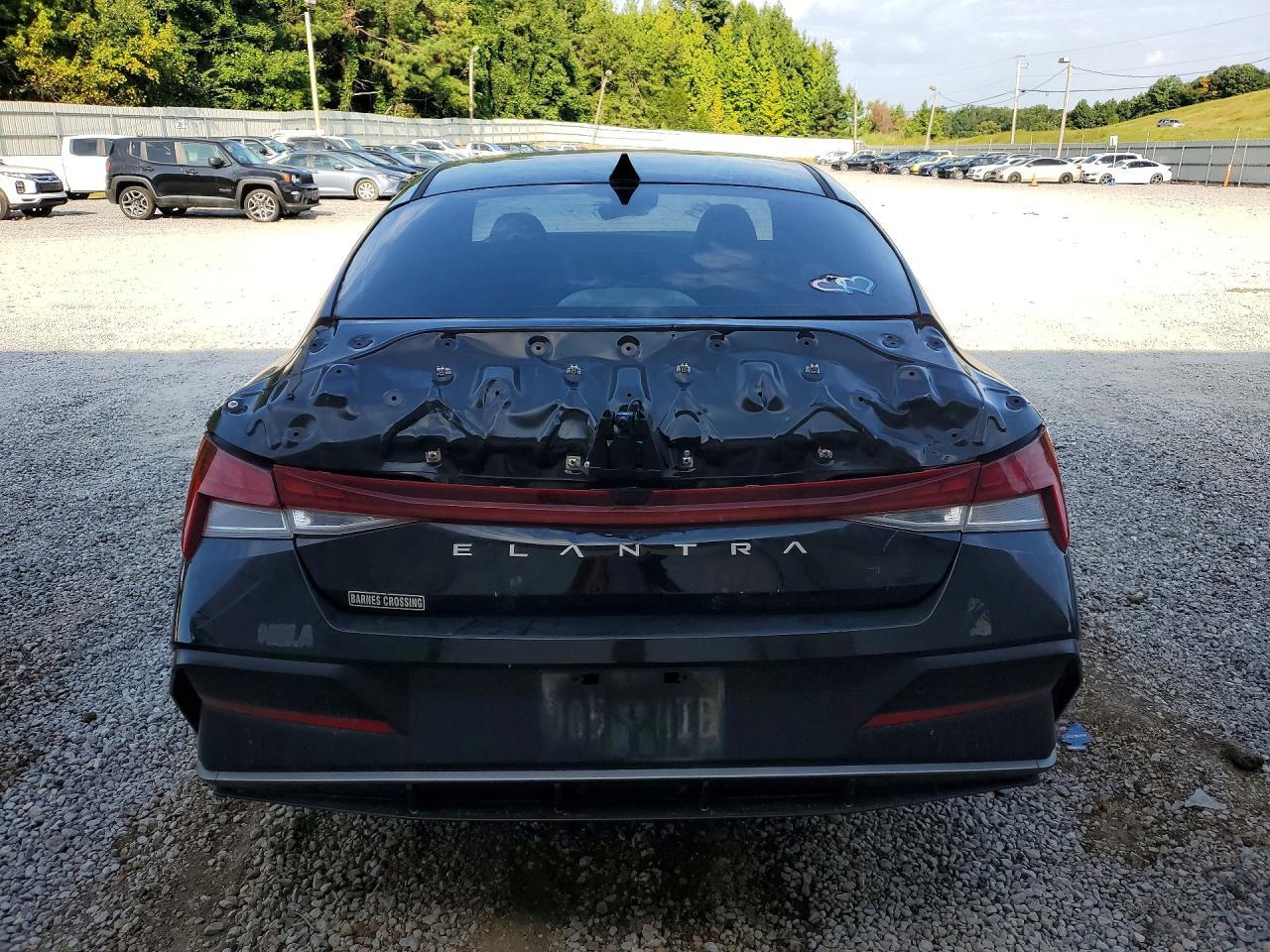 2025 Hyundai Elantra Sel - Фото 6