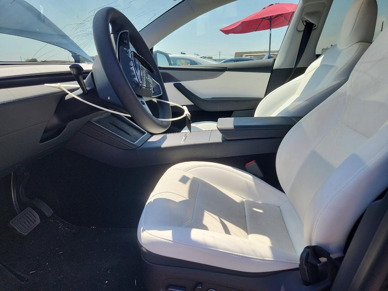 2026 Tesl Model 3 - Фото 7