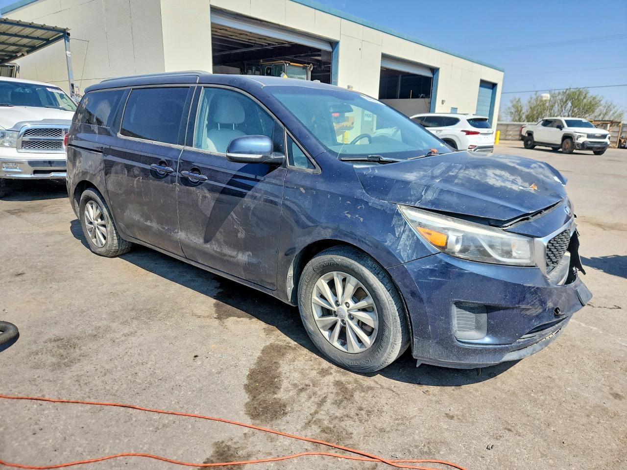 2016 Kia Sedona - Фото 4