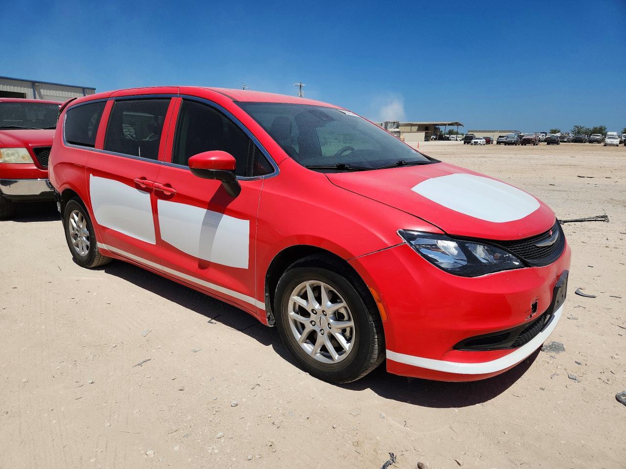 2023 Chrysler Voyager Lx - Фото 4