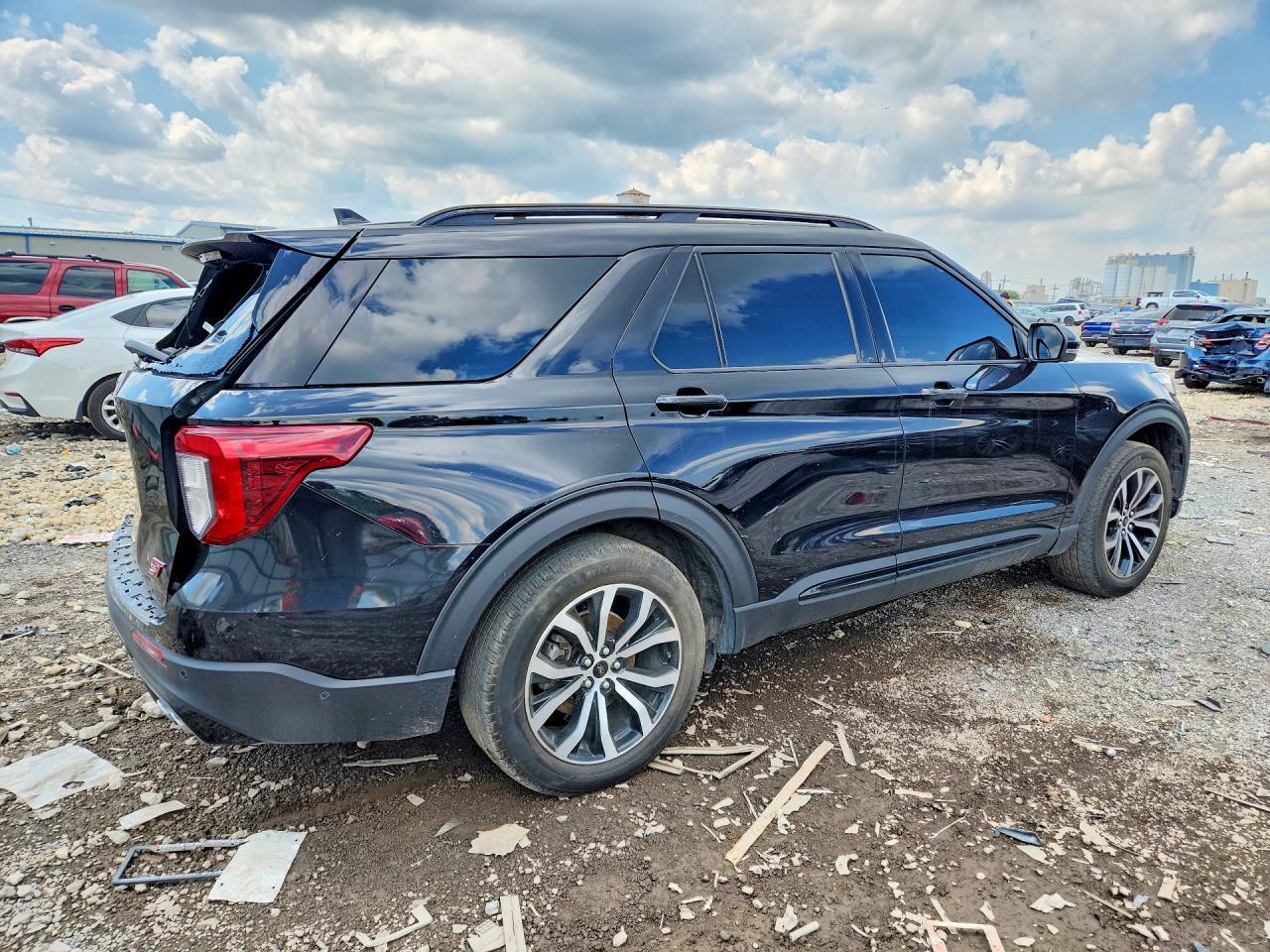 2020 Ford Explorer St - Фото 3