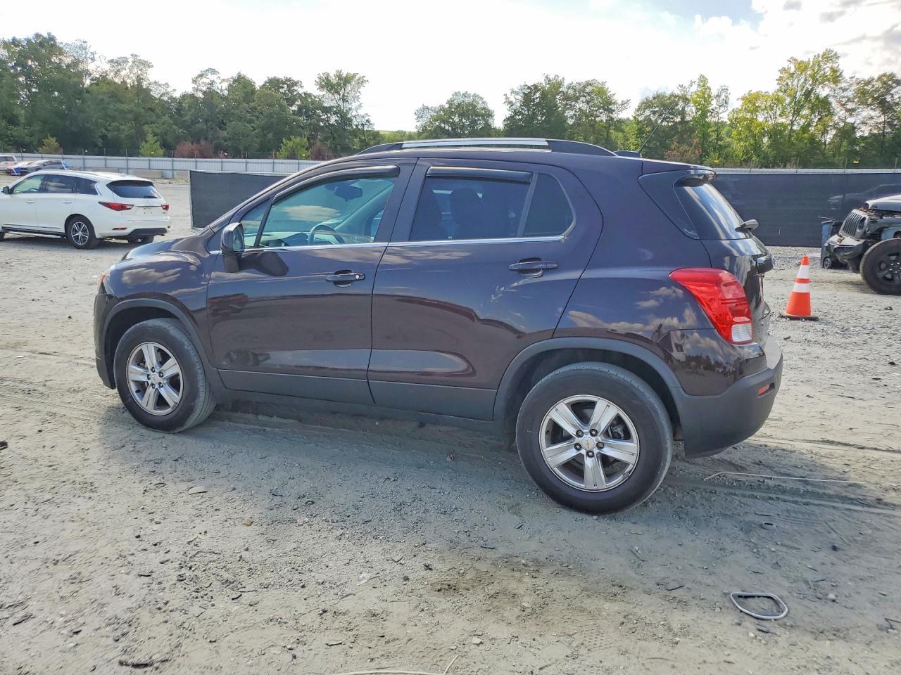 2016 Chevrolet Trax 1Lt - Image 2