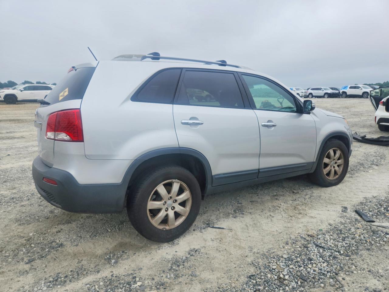 2013 Kia Sorento Lx - Фото 3