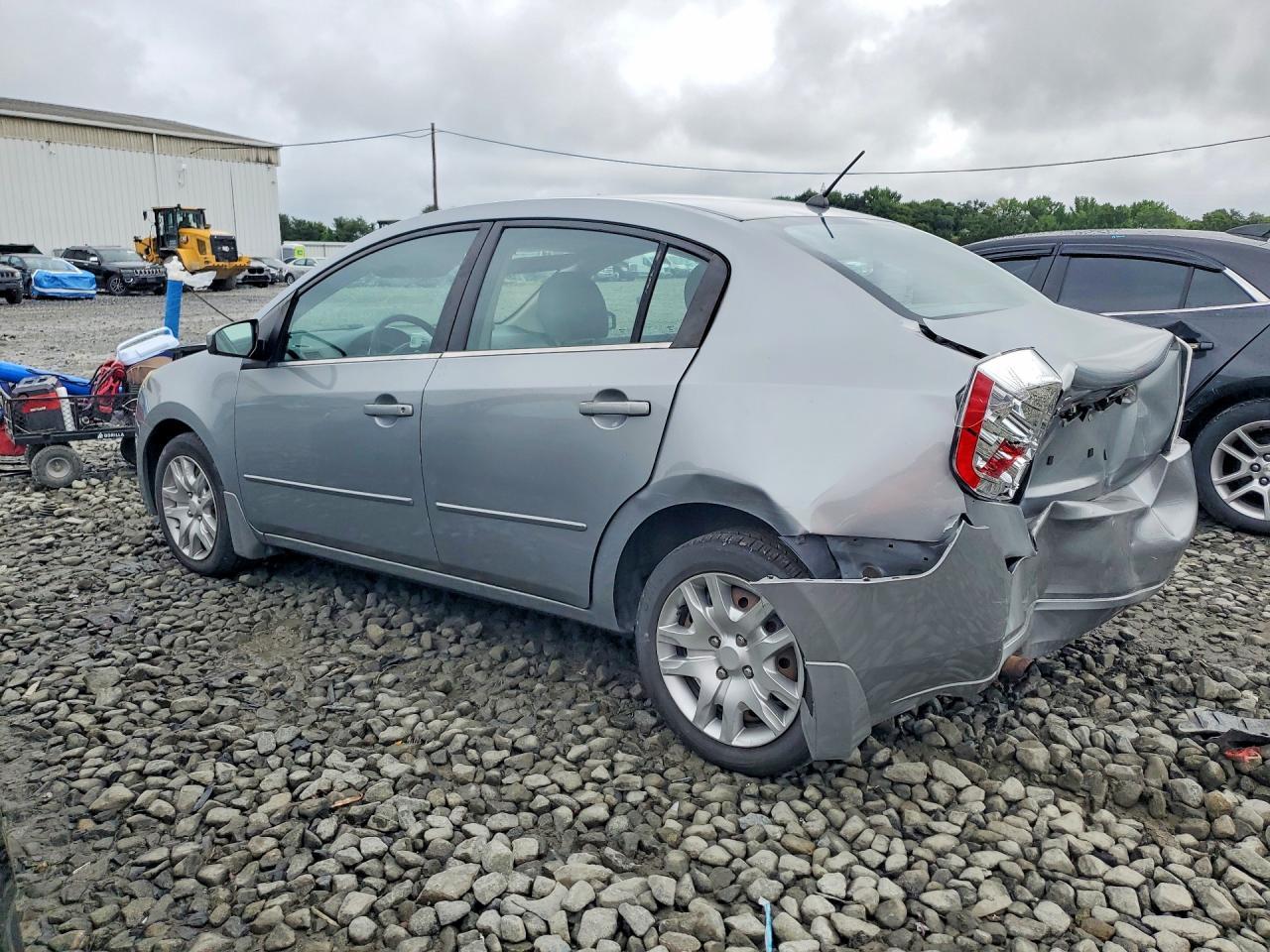 2009 Nissan Sentra 2.0 - Фото 2