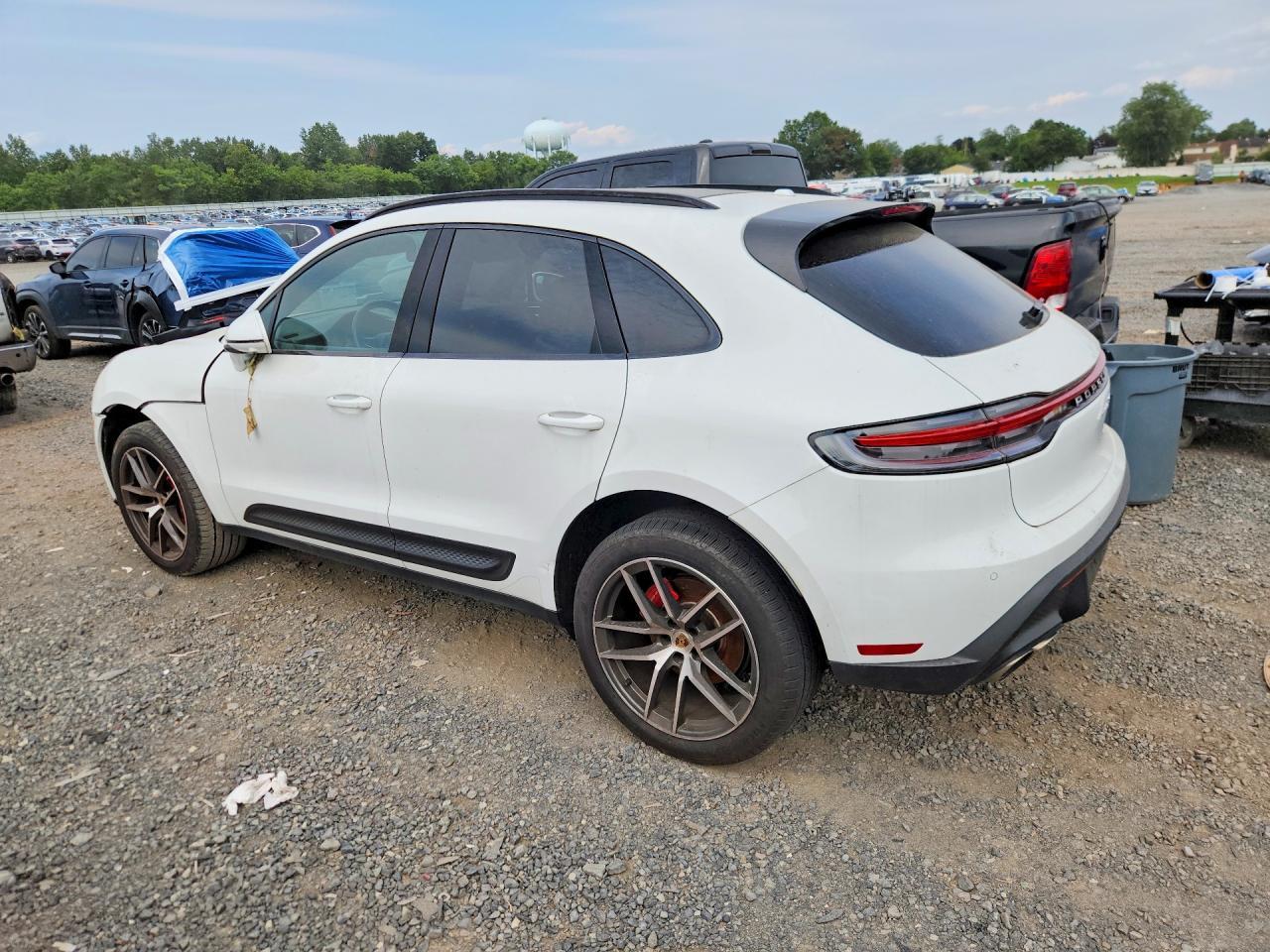 2024 Porsche Macan S - Фото 2