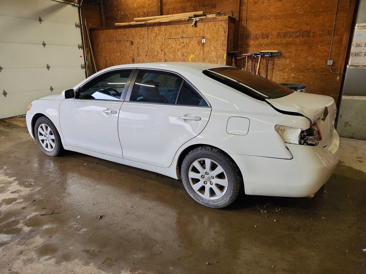 2008 Toyota Camry Xle V6 - Image 2