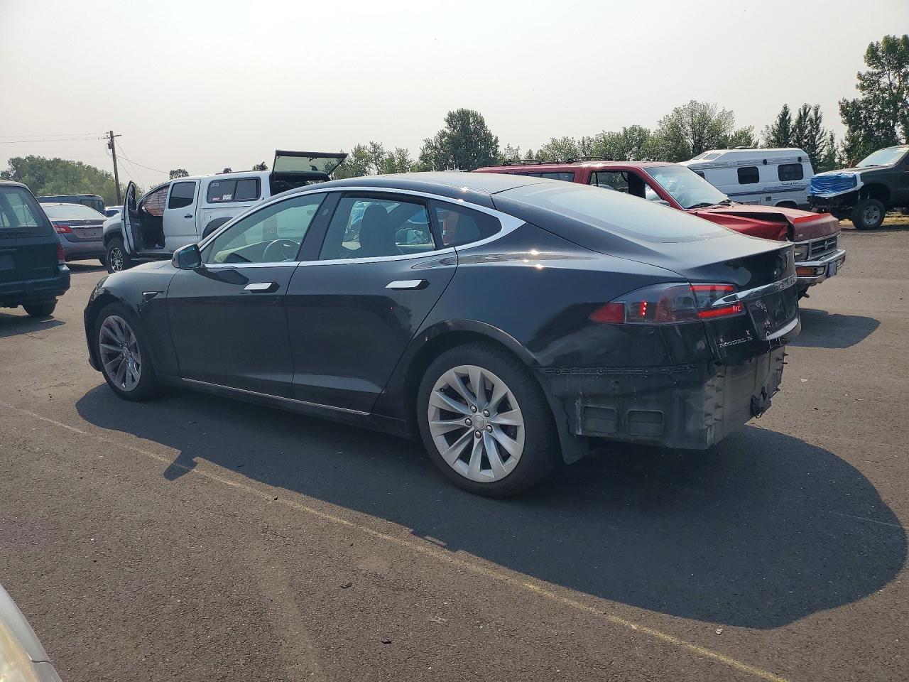 2017 Tesla Model S - Фото 2