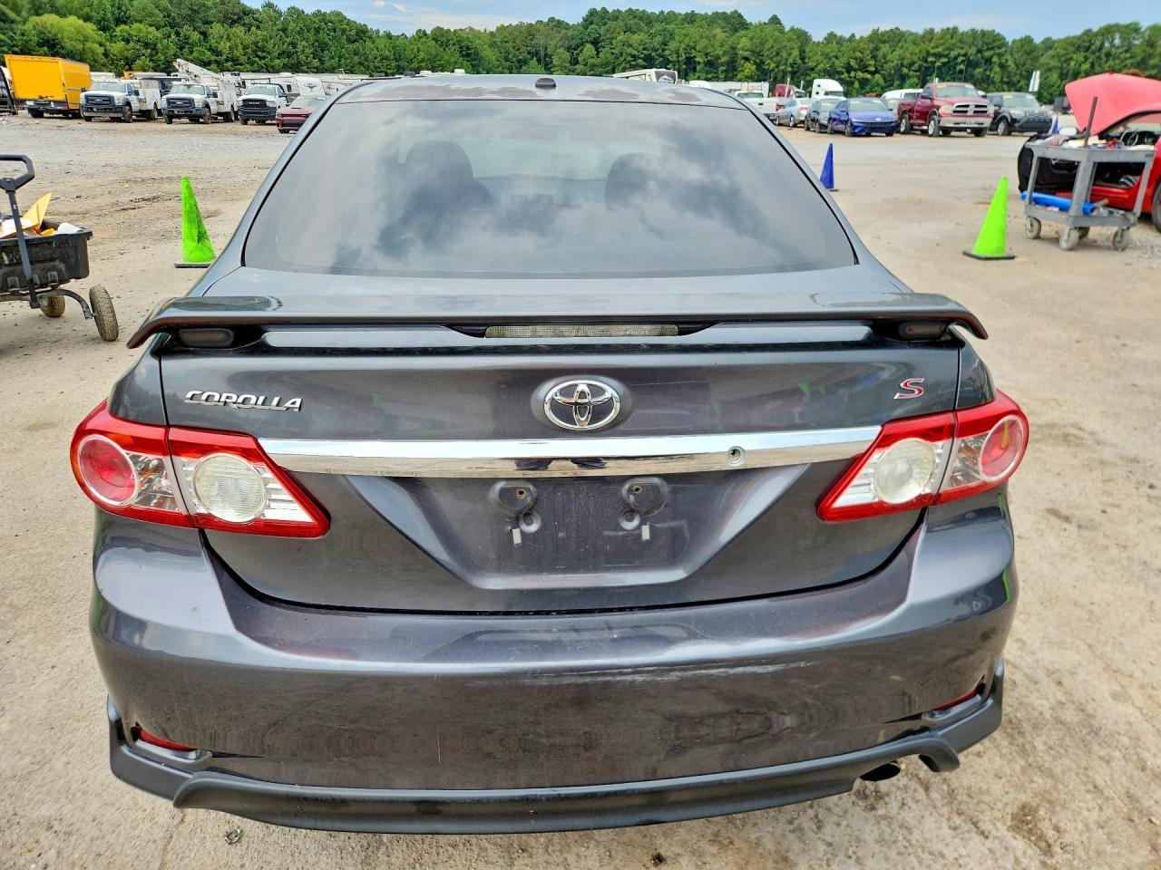 2011 Toyota Corolla S - Фото 6