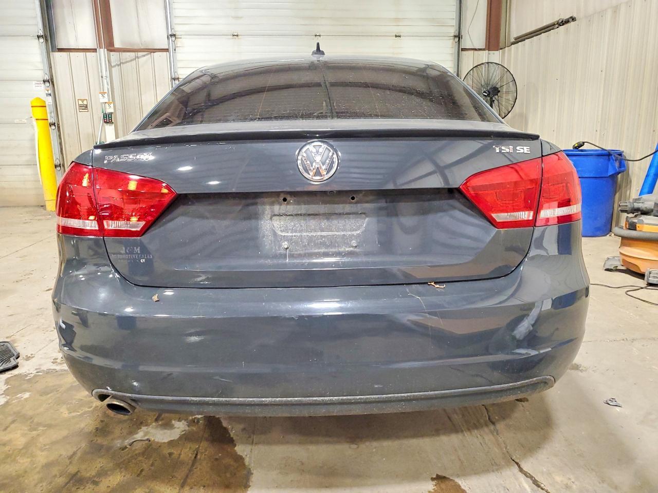 2015 Volkswagen Passat Se - Фото 6
