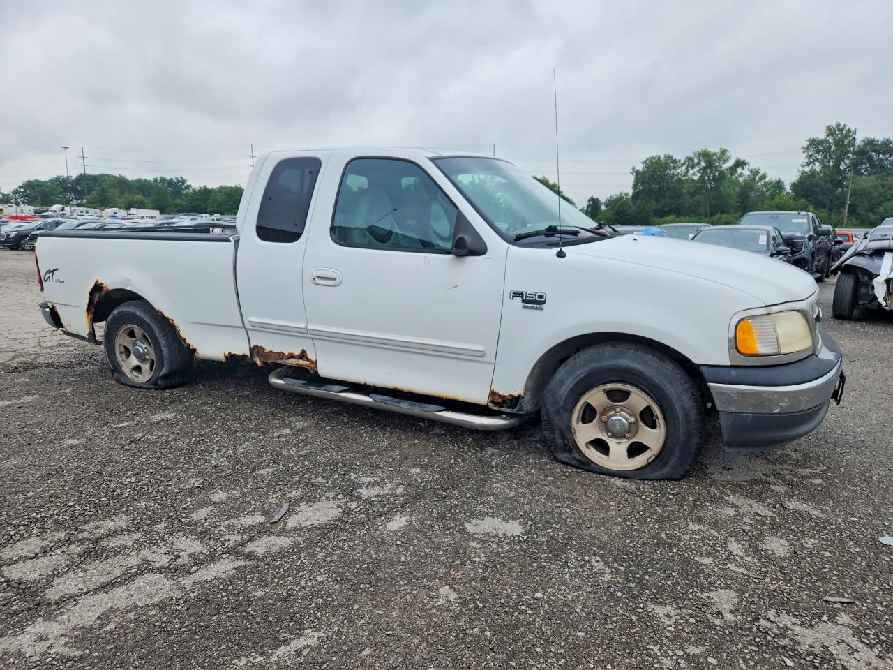 2000 Ford F150 - Image 4