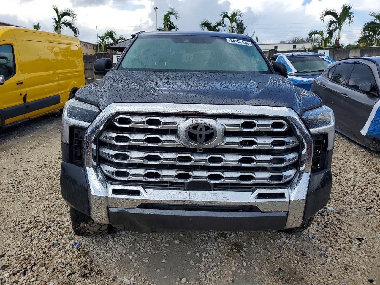 2022 Toyota Tundra Sr5 - Image 5
