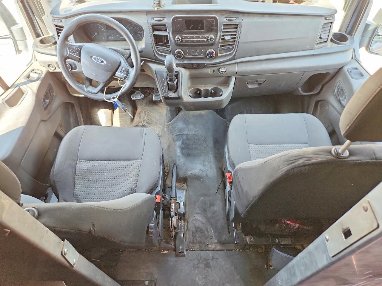2020 Ford Transit 250 Delivery Van - Фото 7