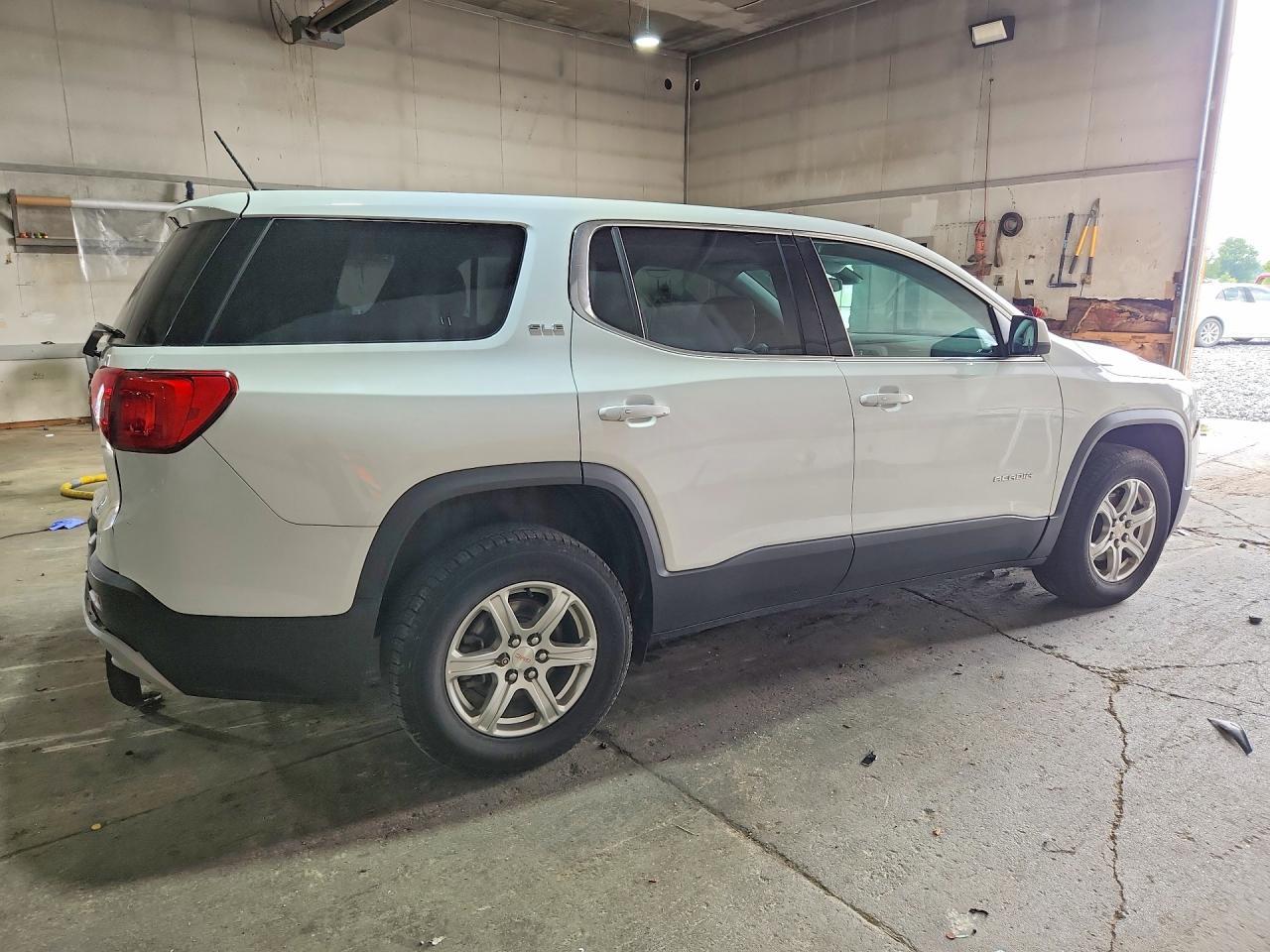 2019 GMC Acadia Sle - Image 3