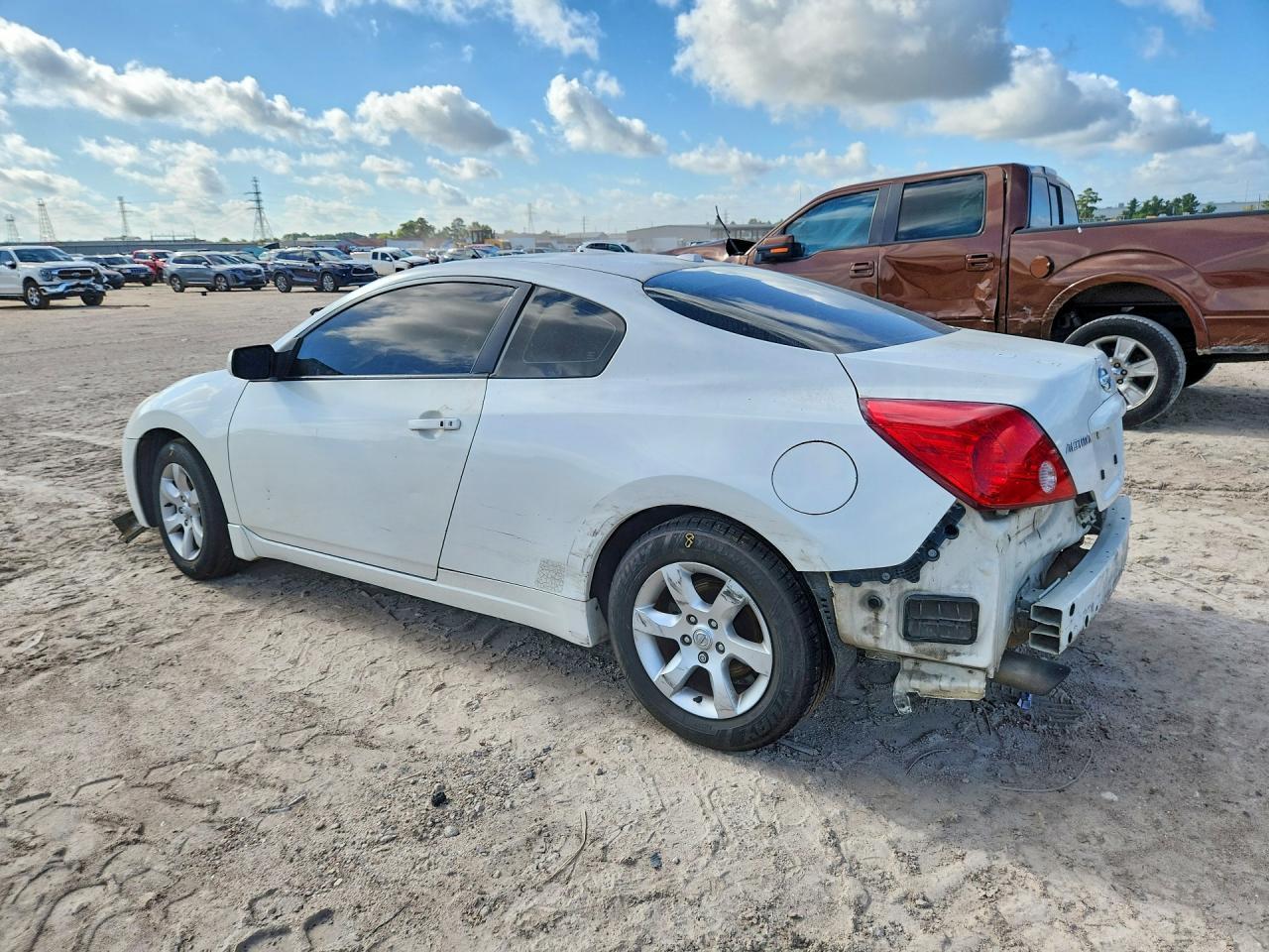 2008 Nissan Altima 2.5S - Image 2