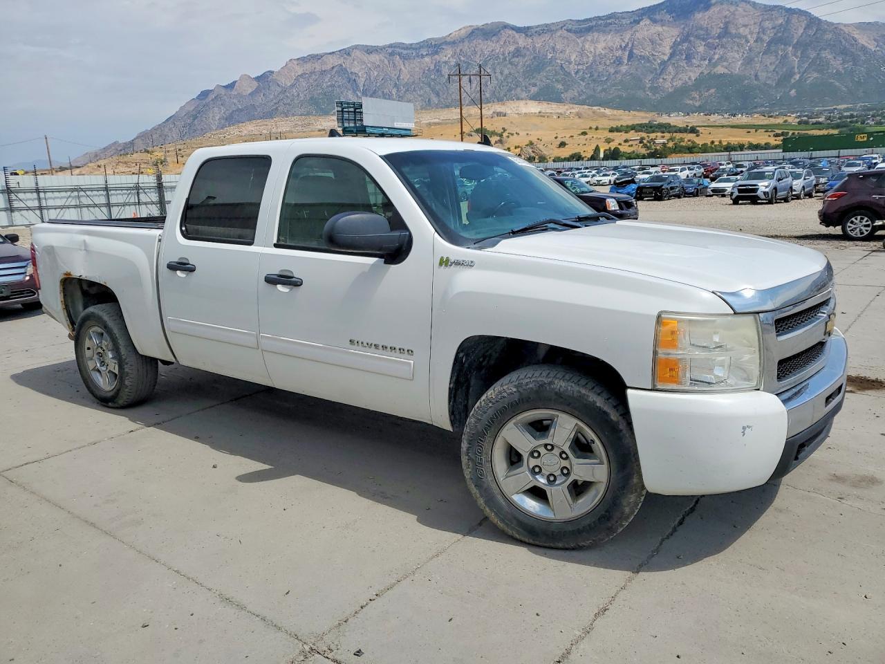 2011 Chevrolet Silverado K1500 Hybrid - Image 4
