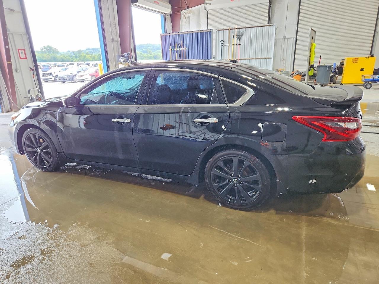 2018 Nissan Altima 2.5 S - Image 2