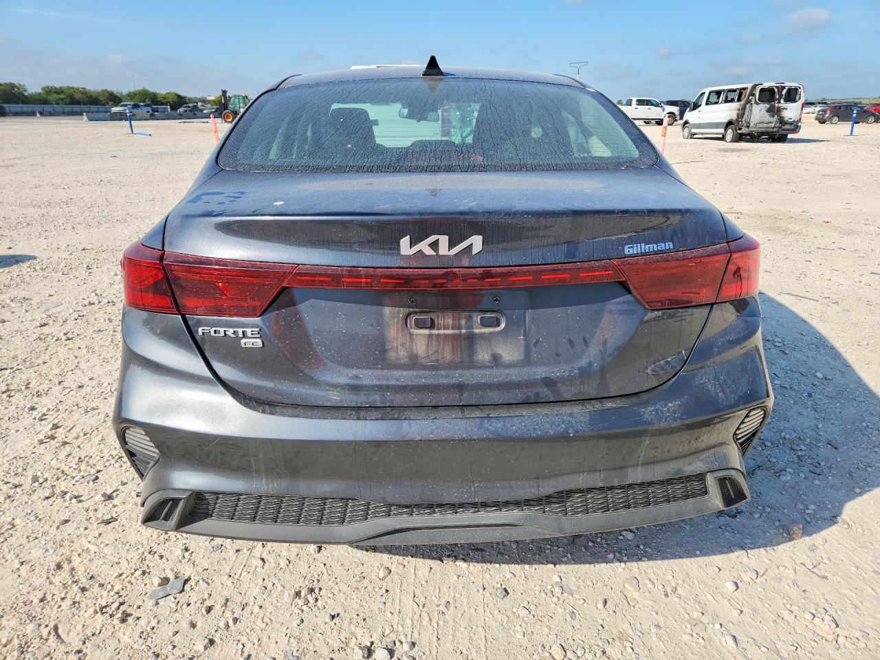 2022 Kia Forte Fe - Image 6