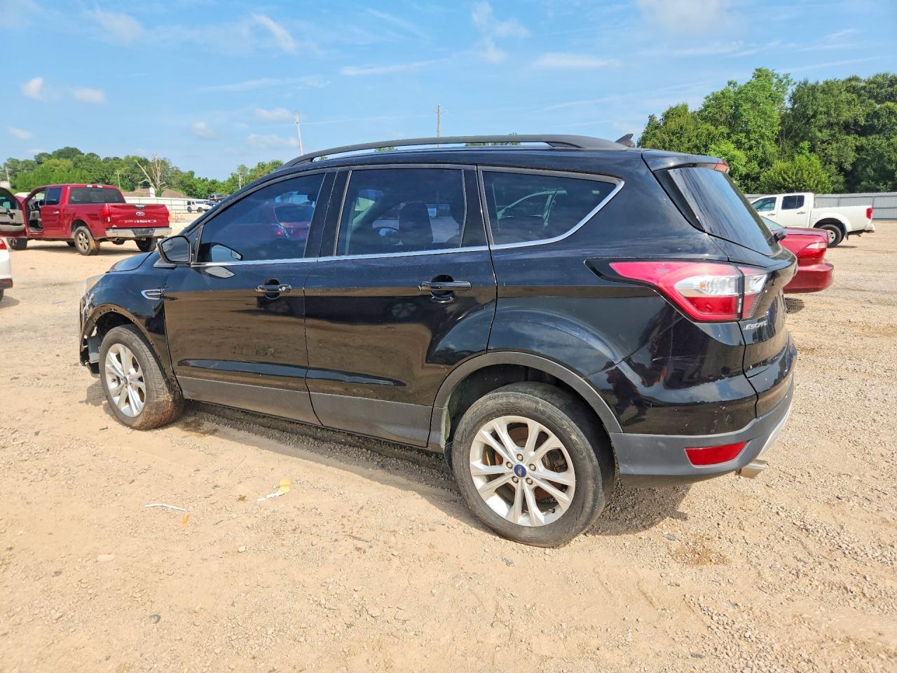 2018 Ford Escape Se - Image 2