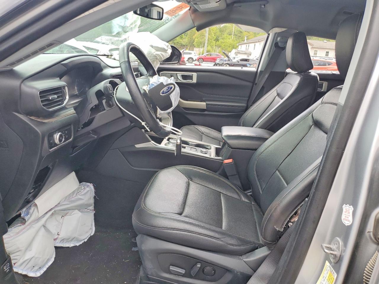 2023 Ford Explorer Limited - Image 7
