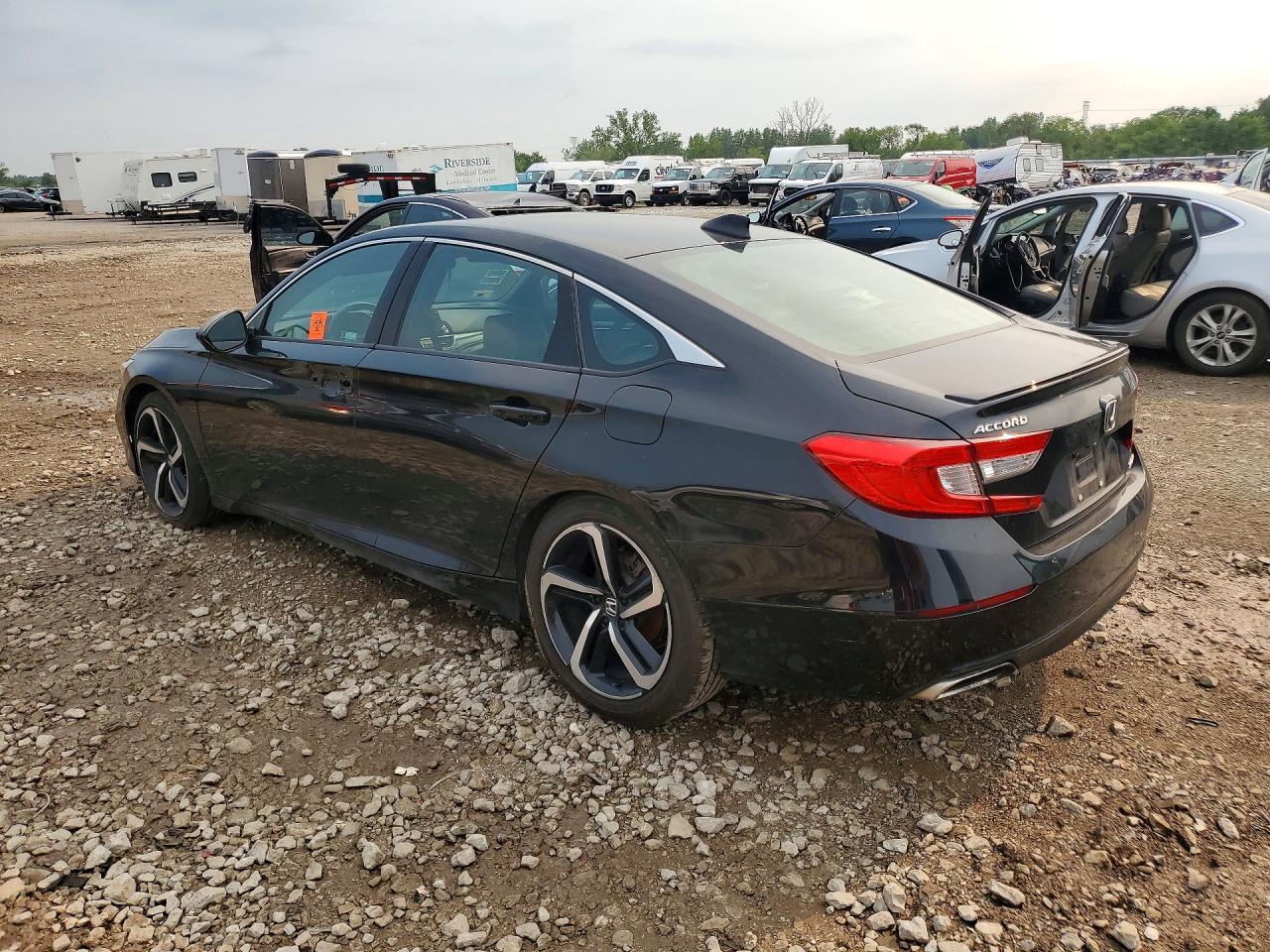 2019 Honda Accord Sport - Фото 2