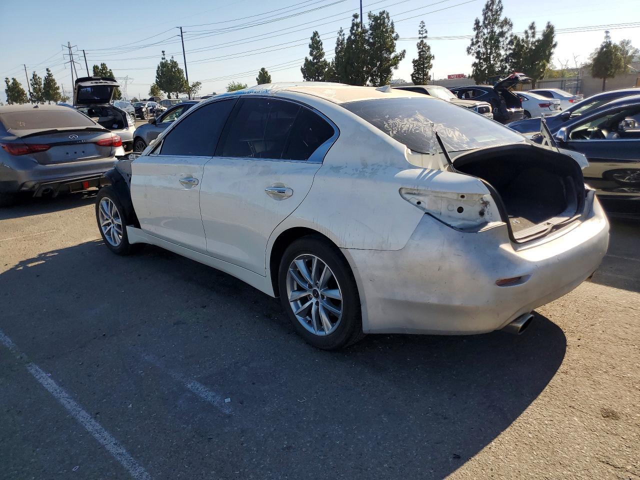 2020 Infiniti Q50 3.0T Luxe - Image 2