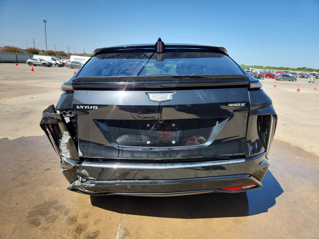 2024 Cadillac Lyriq Tech - Image 6