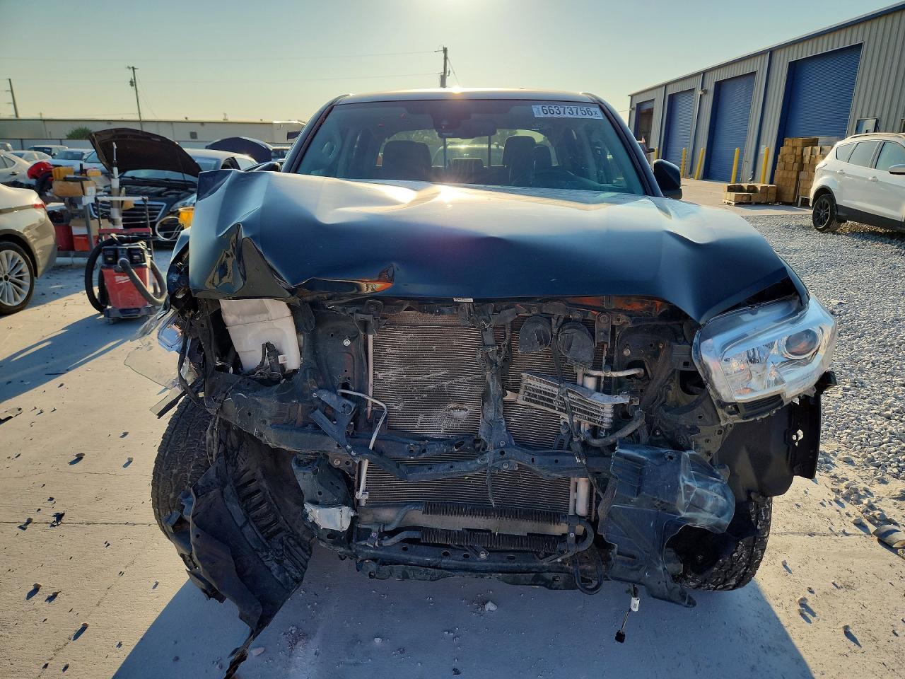 2020 Toyota Tacoma Sr5 V6 - Image 5