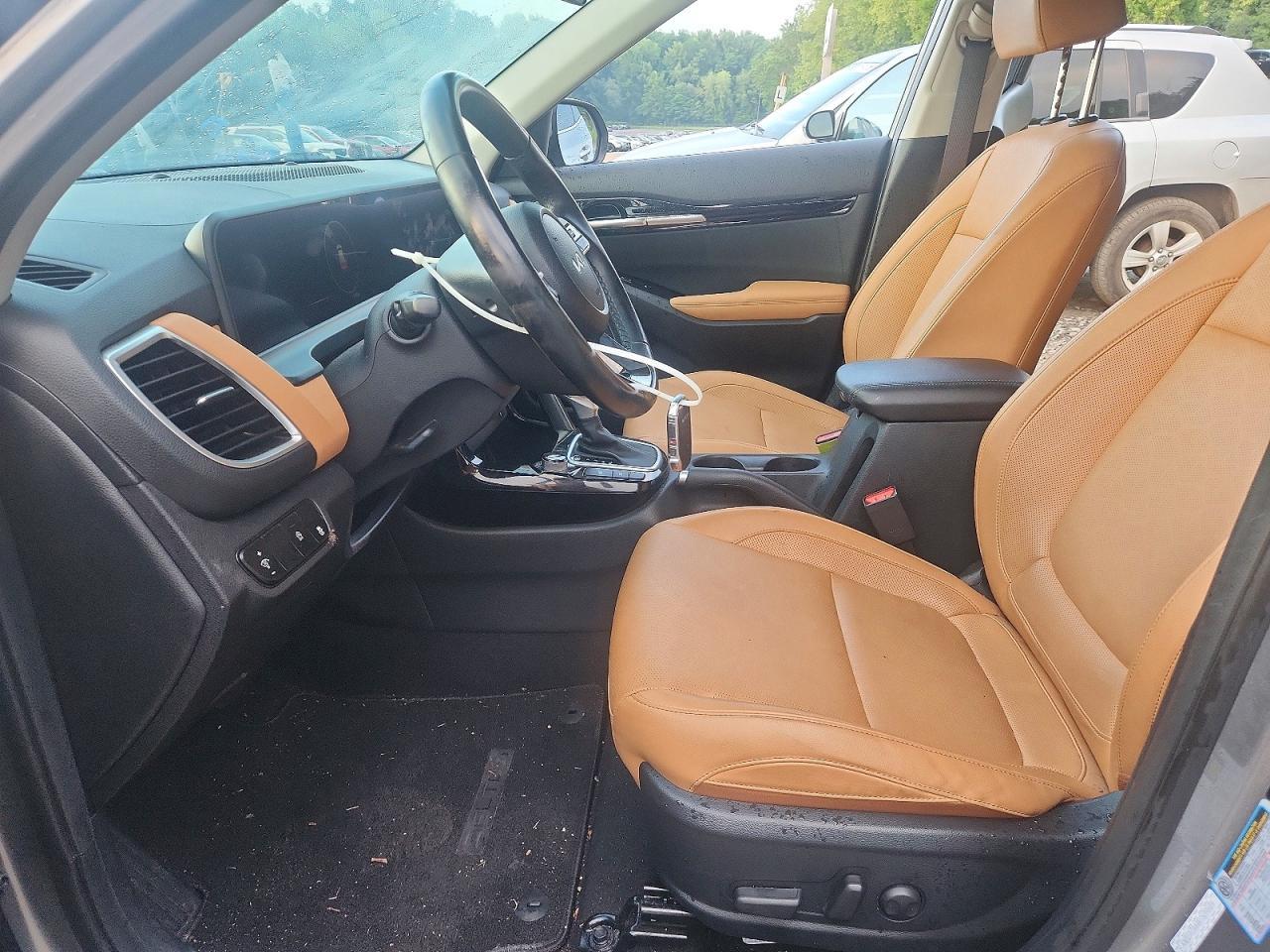 2024 Kia Seltos Ex - Image 7