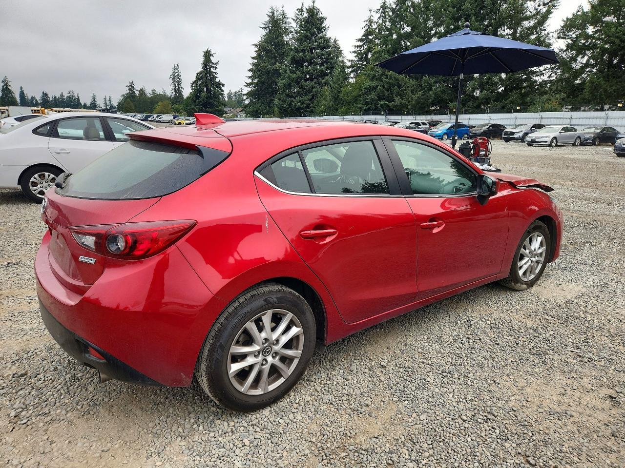 2014 Mazda 3 Touring - Image 3
